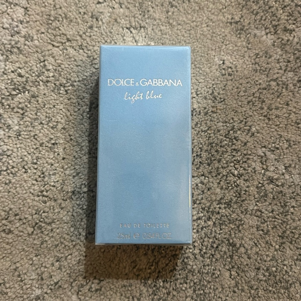 Dolce & Gabbana Light Blue for Women Eau de roulette perfume .84oz. NEW!